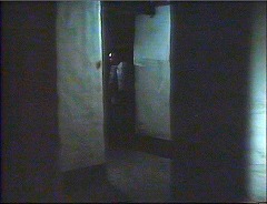 『ヨーガ伯爵の復活』 1971　約1時間15分：館、折れ曲がった廊下　地下(?)
