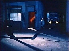 『レモーラ』 1973　約13分：夜のバス乗り場