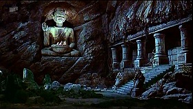 『シンドバッド黄金の航海』 1973　約1時間8分：緑色族の石窟寺院＋巨大坐像（下に右上がりの階段）