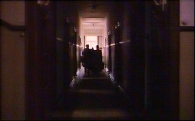 『季節のはざまで』 1992　約12分：廊下
