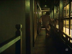『犬神家の一族』 1976　約9分：「那須ホテル」二階廊下