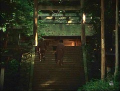 『犬神家の一族』 1976　約35分：神社への階段