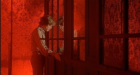 『インフェルノ』 1980　約1時間36分：赤い壁の回廊