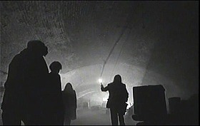 『ナディア』 1994　約1時間17分：トランシルヴァニアのドラキュラ城、地下
