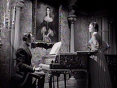 『呪われた城』 1946、約18分：赤の間、アジルドの肖像
