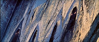 『恐怖の振子』 1961　約1時間11分：振子の窖、壁画