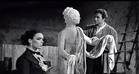 Un angelo per Satana　1966　約22分：湖から引きあげられた200年前の彫像 