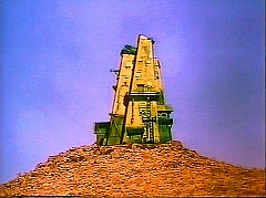 『フランケンシュタインと僕』 1996　約52分：廃鉱の施設
