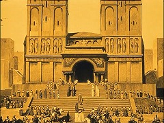 『ニーベルンゲン　第一部　ジークフリート』 1924　約1時間15分：ヴォルムスの大聖堂