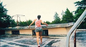 『カメラを止めるな！』 2017　約26分：芦山浄水場、ポンプ棟屋上