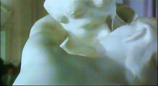 『12モンキーズ』 1995 　約46分：ロダン《接吻》の模刻(1929)