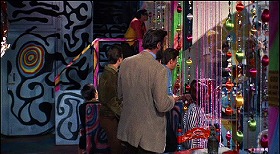 『白昼の幻想』 1967　約3分：クラブ