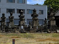 津、寒松院　藤堂家墓地　五輪塔　2026/05/11